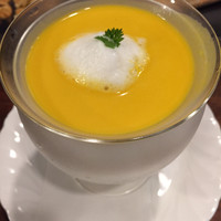 ステーキハウス 吉池 - 南瓜の冷製スープ