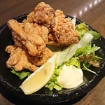 飲んべぇ食堂 らくだ屋 - 鶏唐揚げ
