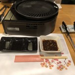 能乃屋 - 卓上の焼肉鍋、これ欲しいな