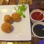 セイロン・イン - カトラス(三個)