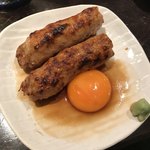 炭火鳥焼 蔵鵡 別邸 - つくね  たまごつきです
