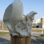 ジェラート工房 ヤミー - アーモンドプラリネ+フレッシュミルク