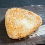 하나바타 목장의 치즈 구이 주먹밥 (1개)