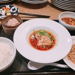 東京チャイニーズ 一凛 - 