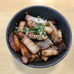 麺屋 しん蔵 - チャーシュー丼 300円