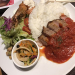 ベビーフェイスプラネッツ - 料理写真:ローストポーク(取り分け中の写真ですみません)
