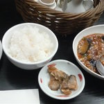 龍愛餐館 - 日替わりランチ\７８０
