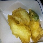 旬魚たつみ - 定食の天ぷら