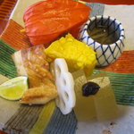 馳走なかむら - じゅんさい、冬瓜、マナガツオ、玉蜀黍の南京寄せなど鬼灯の中には掻き揚げ