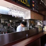 宇宙と描いてサカバとよむ