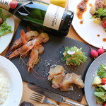 宇宙と描いてサカバとよむ