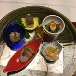 仙郷樓 奥の樹々 - 