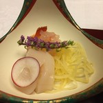 仙郷樓 奥の樹々 - 