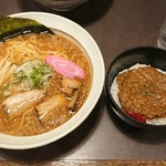 らーめん 三日月 - 