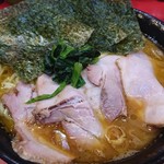 家系総本山 ラーメン 吉村家 - チャーシュー麺 大盛り