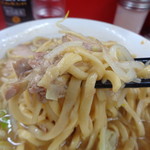 ラーメン二郎 - 麺、もやし、あぶら同時食い