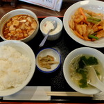 絶品小籠包 満月廬 - “C/麻婆豆腐 + 白身魚と野菜のピリ辛炒め”