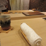 寿司つばさ - 食後のおしぼり、ふんわり良い香り