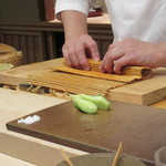 寿司つばさ - 巻いて