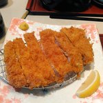 わきみず亭 - カツは１５０ｇくらいかな。