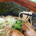 らー麺 たまや零式 - 麺アップ⤴️