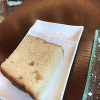LAZOR GARDEN DINING - フォカッチャ