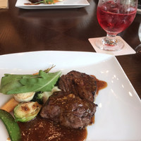 LAZOR GARDEN DINING - 