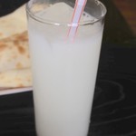 行徳ビリヤーニーハウス - サービスでラッシー