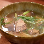 酒場シナトラ - 牛タンと九条葱の肉吸い@980円：初期状態