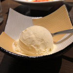 焼肉 大河 - バニラアイス