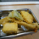 天ぷら七八 - 野菜定食、680円