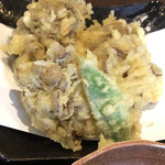 Kuzuryuu Soba - (冷)昇竜舞茸天おろし蕎麦 930円