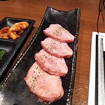 焼肉家 KAZU 神楽坂 - 