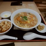 天津飯店 - 酸辣湯麺セット（\1,382）