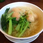 華記茶餐廰 - 香港雲吞麵（香港エビワンタン麵）