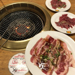 焼肉屋マルキ市場 - 