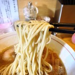 地球の中華そば - フュージョン〜どっ豚骨❤️✖️ポルチーニの薫り〜 麺リフトアップ