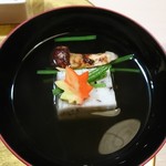 彩懐石 わらび高砂 - 松茸のお吸い物