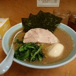 らー麺 家道 - 平成30年10月19日のデフォルトラーメン税込み650円・味玉サービス仕様
