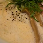 麺's Natural - 鶏白湯crème rouge