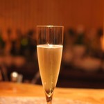 バー ル・サロン - THIERRY　TRIOLET　BRUT