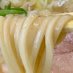 桐麺 - ストレートな麺