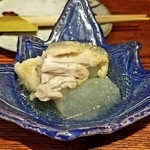 鉄砲町わびすけ - お通し 鶏と冬瓜の煮物