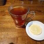 ラ プランシュ - ランチのドリンク（ホットレモンティー）