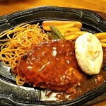 亀の家食堂 - ハンバーグステーキ