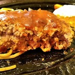 亀の家食堂 - 断面