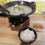 炊き餃子と鶏すき大衆酒場 仕事鶏A - 炊き餃子690円