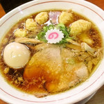 横浜中華そば 維新商店 - わんたんそば（味玉はご厚意で頂きました）