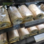 キース・マンハッタン - 店内