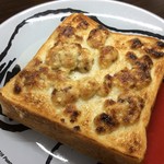 コアンドル - アーモンドトースト。